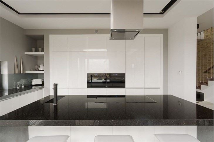 Black Galaxy Granite Kitchen Island(001)(001)